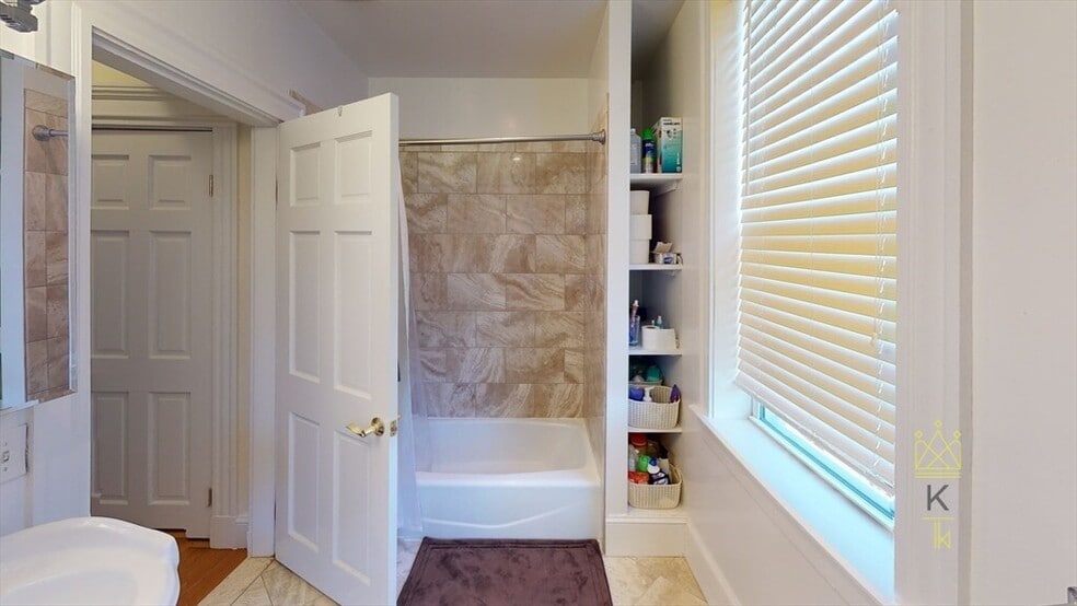 Building Photo - 210 Winthrop Rd