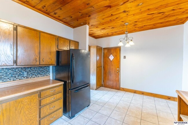 Building Photo - 3224 S 32nd Ave