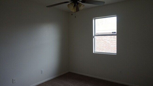 Building Photo - 4304 Sand Dollar Dr