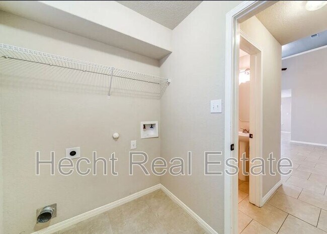 Building Photo - 603 Tom Kemp Dr