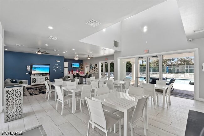 Building Photo - 6051 Shallows Way