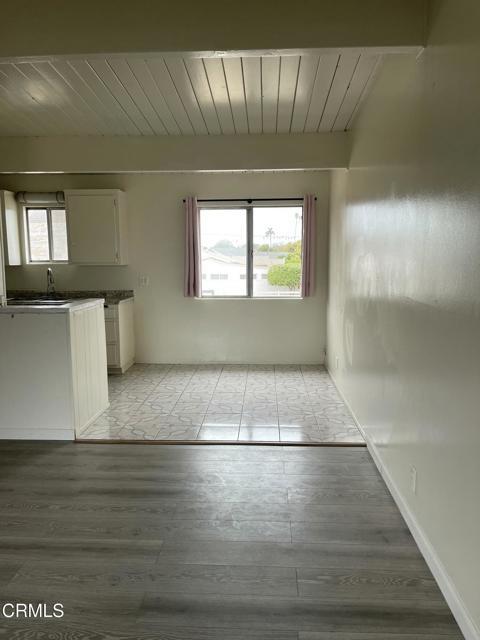 Building Photo - 712 S G St