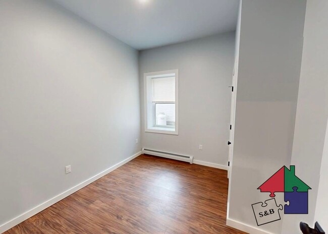 Building Photo - 33 Granite St