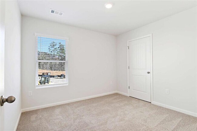 Building Photo - 17 Rustin Rdg