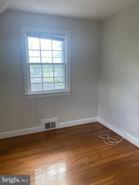 Building Photo - 4412 Jones Bridge Rd