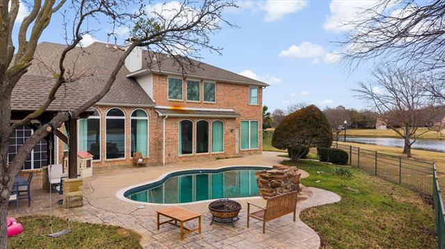 Building Photo - 706 Dover Pl