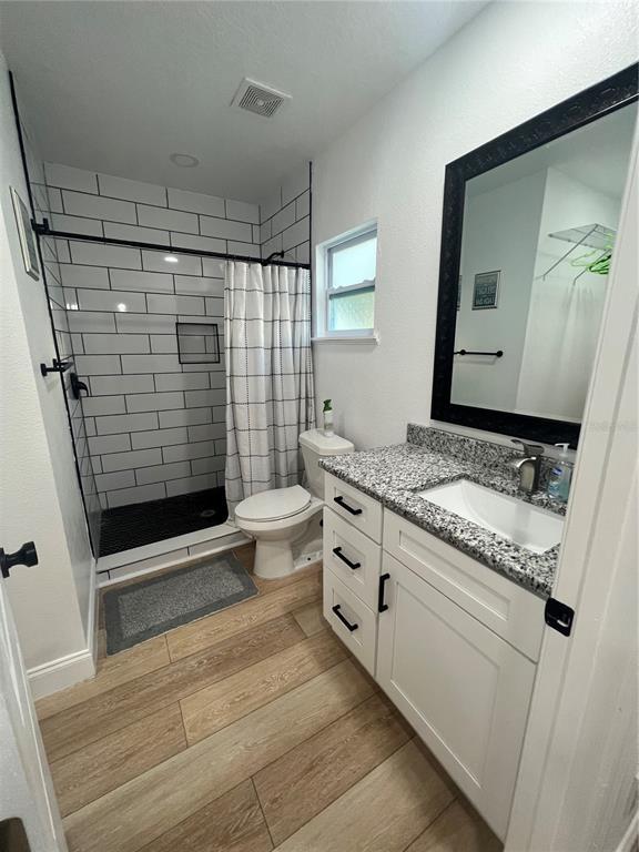 Building Photo - 311 E Floribraska Ave