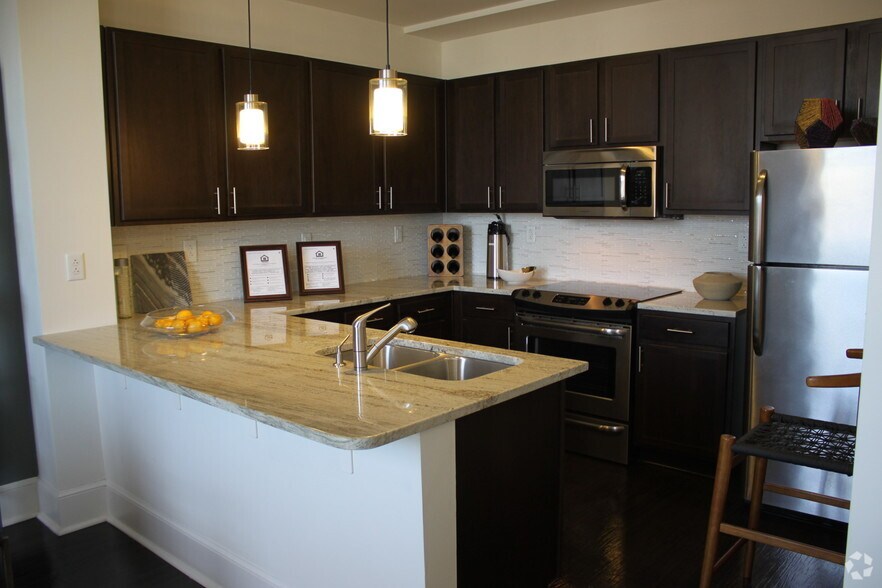 Apartments For Rent Within Downtown Norfolk In Norfolk Va Apartment Finder