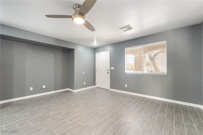 Building Photo - 11981 Fairfax Ridge St