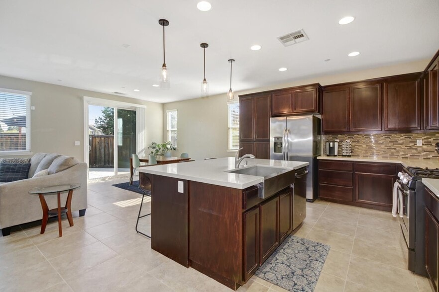 Building Photo - 6200 Crosshaven Ct