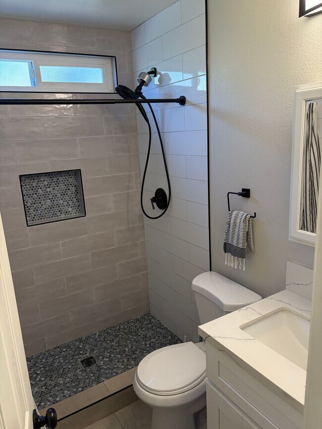 Building Photo - Gorgeous Single-Family Home in San Marcos!