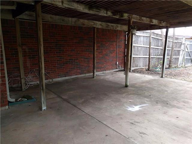Building Photo - 610 Buttercup Cir