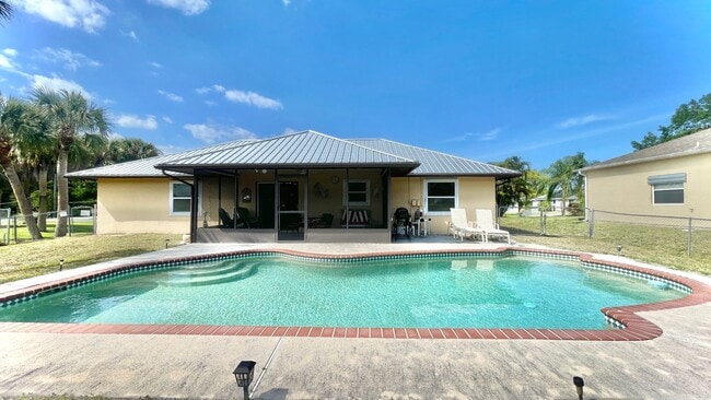 Building Photo - Available JULY 2025 in heart of Sebastian