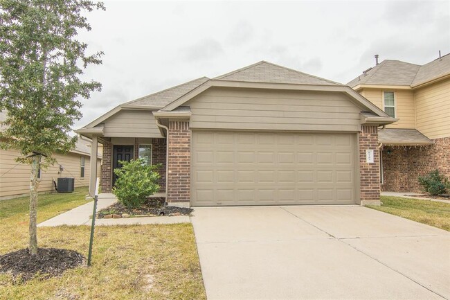 Building Photo - 5727 Kyle Cove Dr