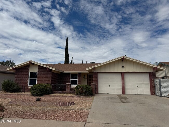 Building Photo - 3409 Tascosa St