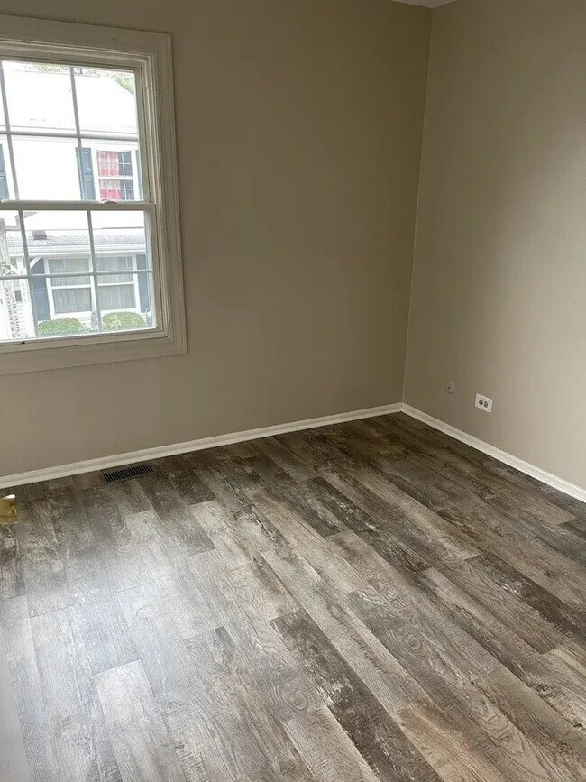 Building Photo - 7609 Bristol Ln