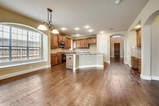 Building Photo - 6072 Wallis Dr