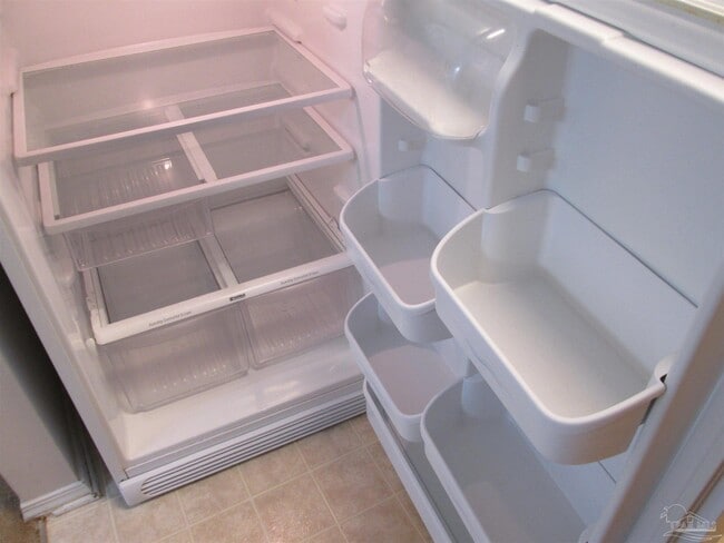 Building Photo - 6734 Bellview Pines Rd