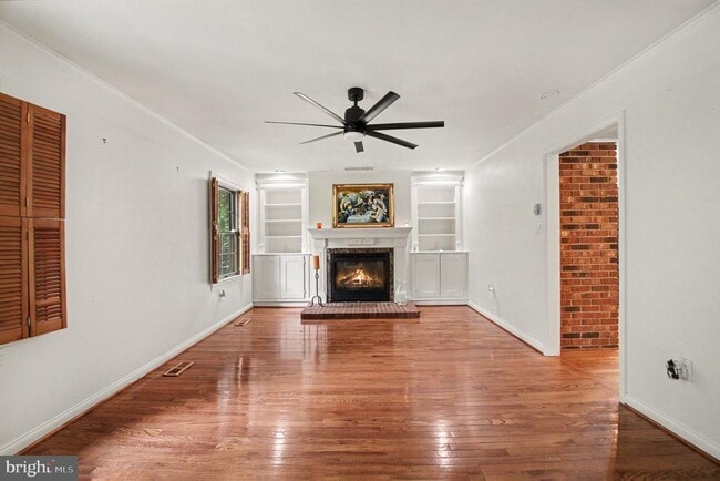 Building Photo - 2029 Farragut Dr