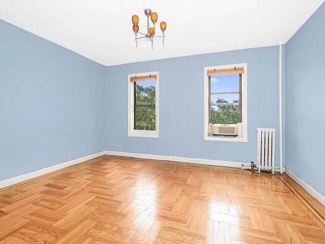 Building Photo - 3400 Wayne Ave