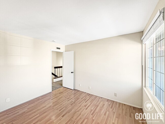 Building Photo - Spacious Rancho Peñasquitos Pool Home with Vaulted Ceilings & Swimming Pool