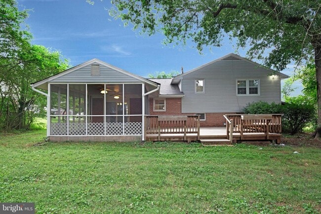 Building Photo - 14920 Carlbern Dr