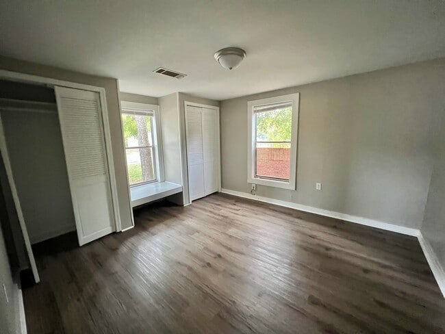 Primary Photo - 501 W 47th St