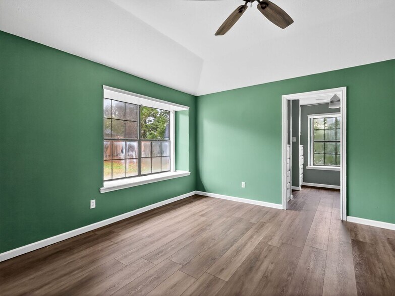 Building Photo - 18270 Stillwood Ln