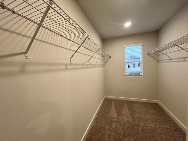 Building Photo - 7313 Mulberry St