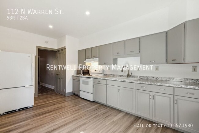 Building Photo - 112 N Warren St