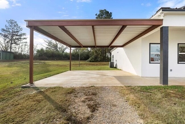 Building Photo - 216- 230 COUNTY ROAD 122