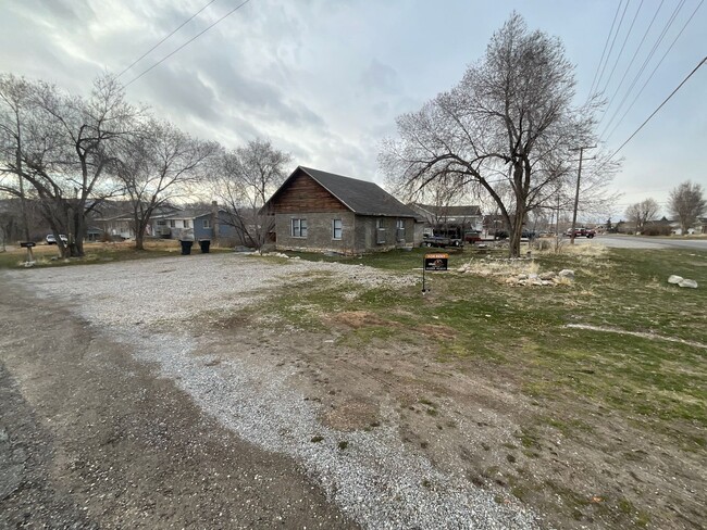 Building Photo - 295 E