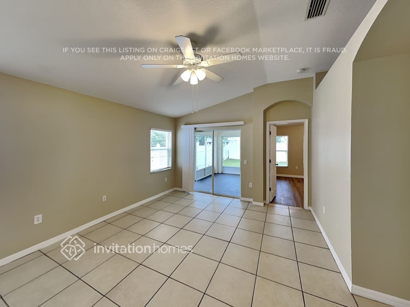 Building Photo - 712 Cristelle Jean Dr