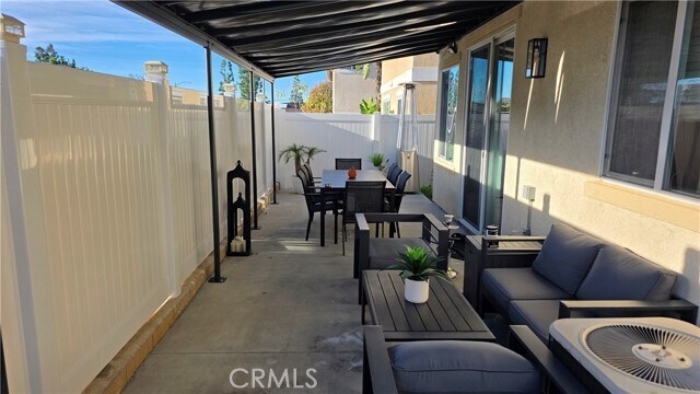 Building Photo - 12442 Sonoma Dr