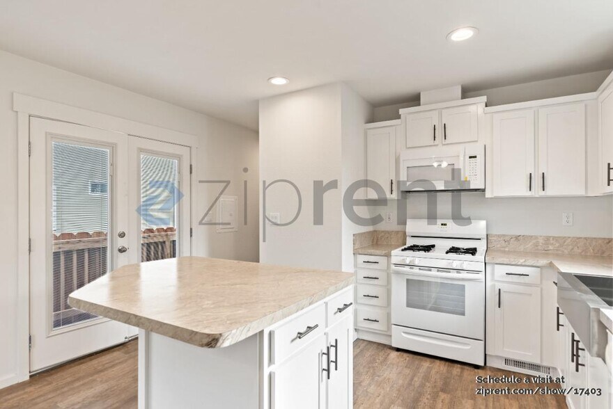Building Photo - 1291 Stardust Way