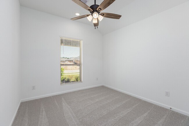 Building Photo - 28819 Mount Bonnell Dr