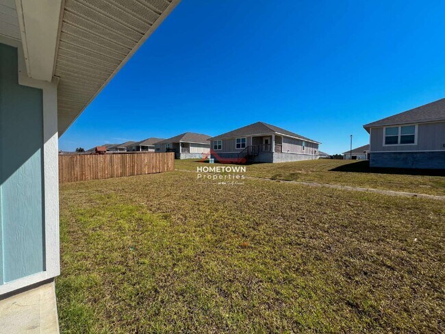 Building Photo - 3850 James Stovall St