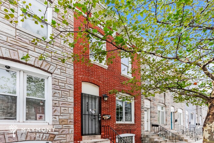 Primary Photo - 3429 E Lombard St