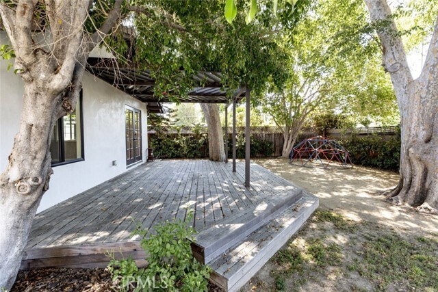 Building Photo - 20347 Runnymede St