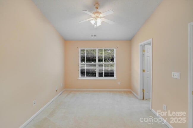 Building Photo - 15021 Deshler Ct