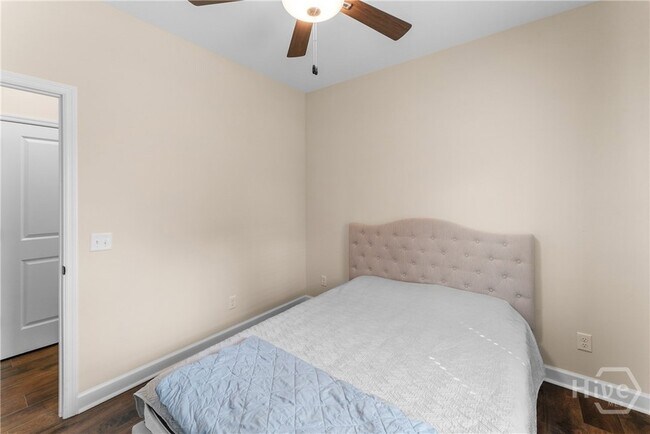 Building Photo - 1403 E Anderson St