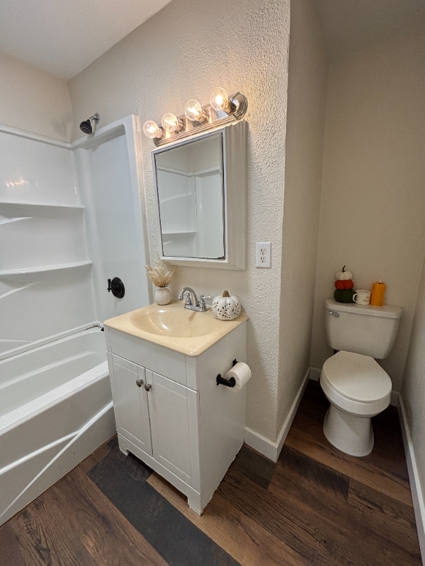 Building Photo - 1105-1107 Reynolds Rd