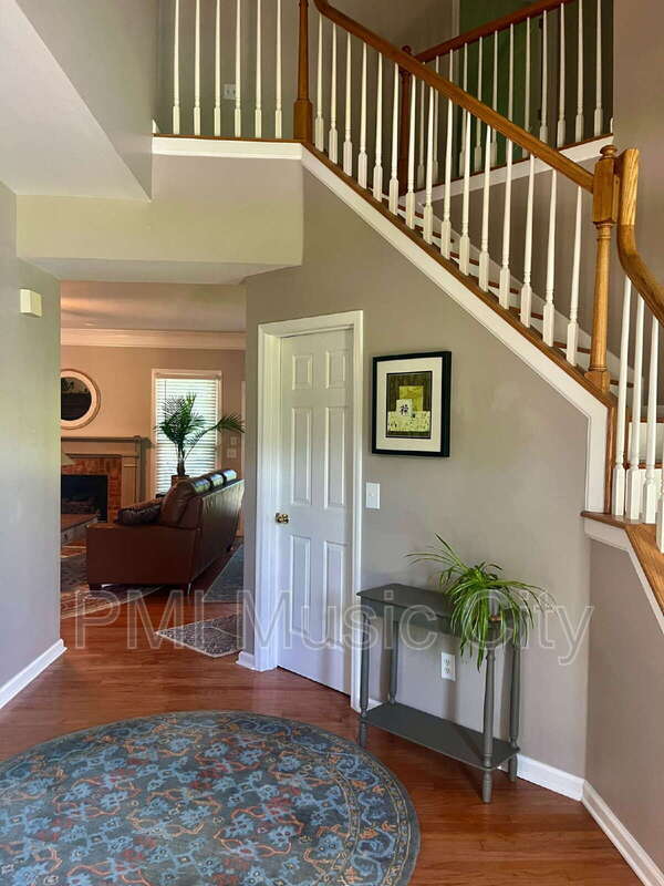 Building Photo - 333 Springhouse Cir