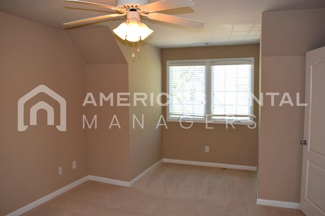 Building Photo - Beautiful Home for Rent in Birmingham, AL!...