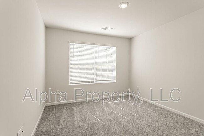 Building Photo - 108 Stellate Pl
