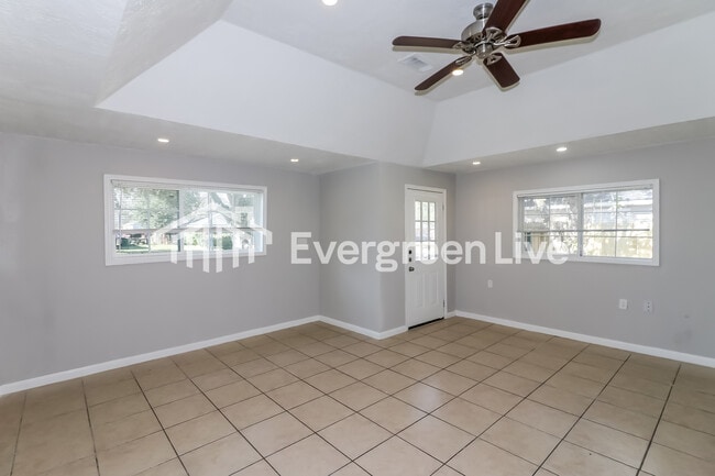 Building Photo - 2147 Frey Rd