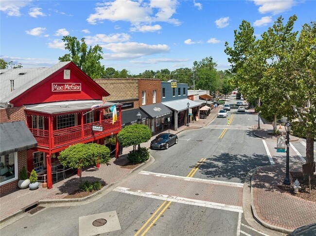 Building Photo - 3803 Waters Edge Trail