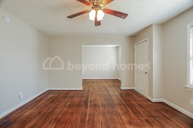 Building Photo - Just Renovated 3-Bed Brick Ranch - Ready for YOU to Move-In!