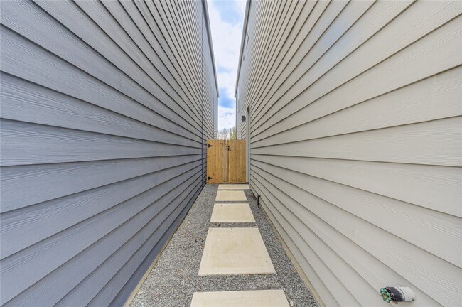 Building Photo - 2906 Stevens St