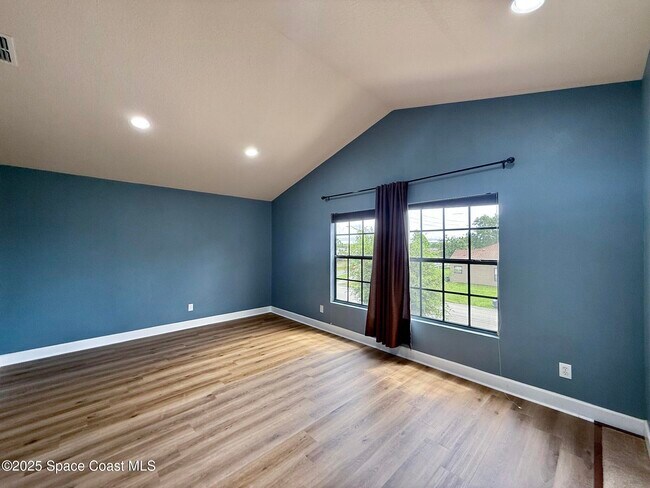 Building Photo - 4020 Millicent Cir